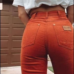 Wrangler heritage jeans. Size 24. Nwt. Red-orange